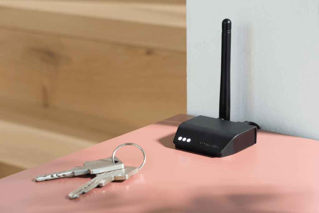 Tractive base Station