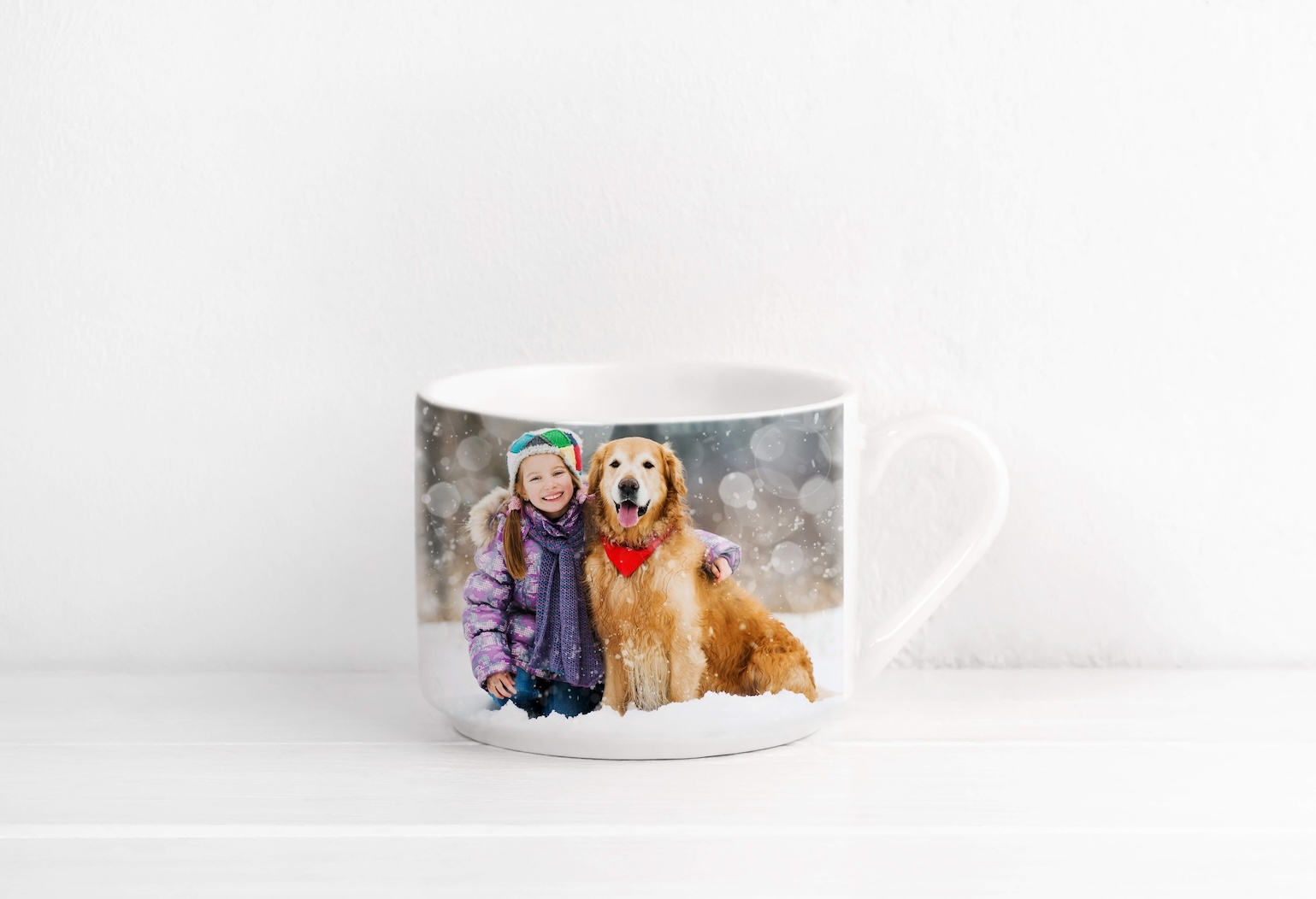 Tasse mit Fotoaufdruck: Mädchen mit Hund