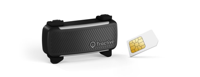 A Tractive DOG 6 GPS tracker for pets and SIM card